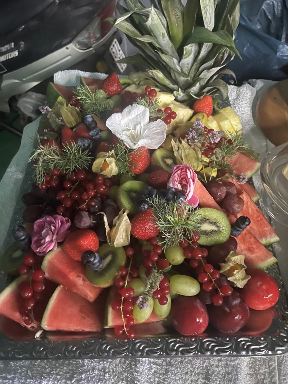 Bunte Obstplatte für Feiern